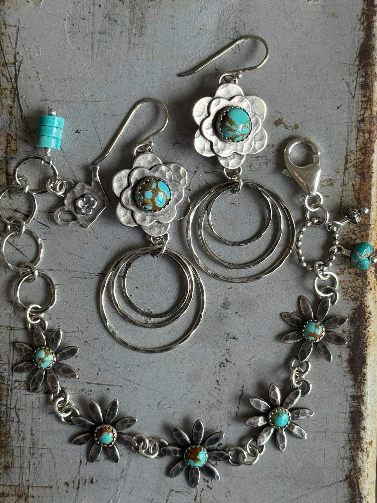 Kingman Turquoise sterling flower bracelet
