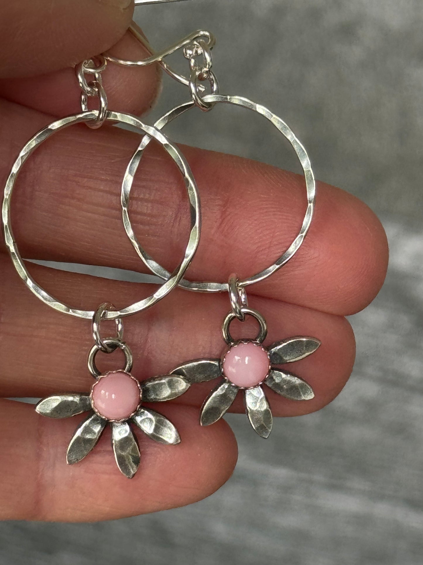 *Made to Order* Pink Queen Conch flower hoop earrings