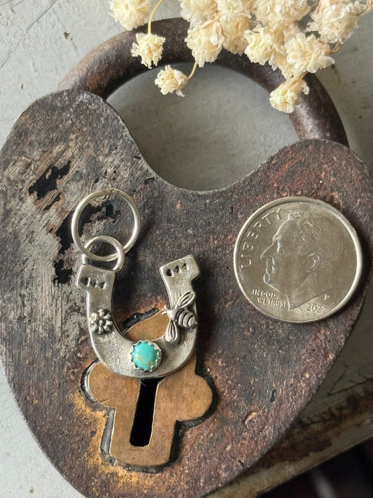 Horseshoe sterling pendant with Kingman Turquoise