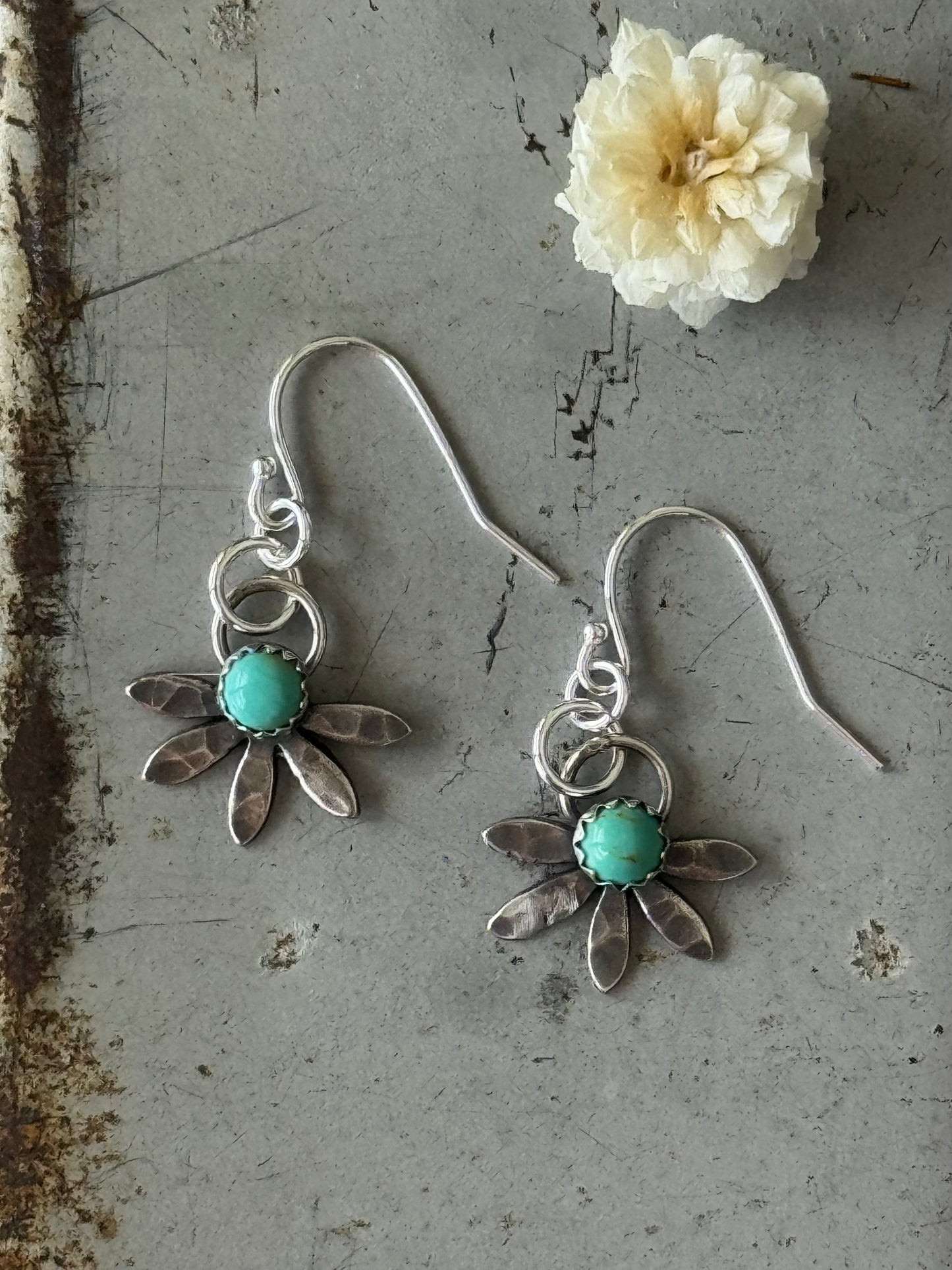 Kingman Turquoise flower earrings