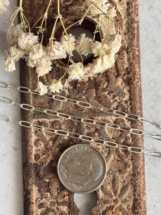 Paperclip sterling chain