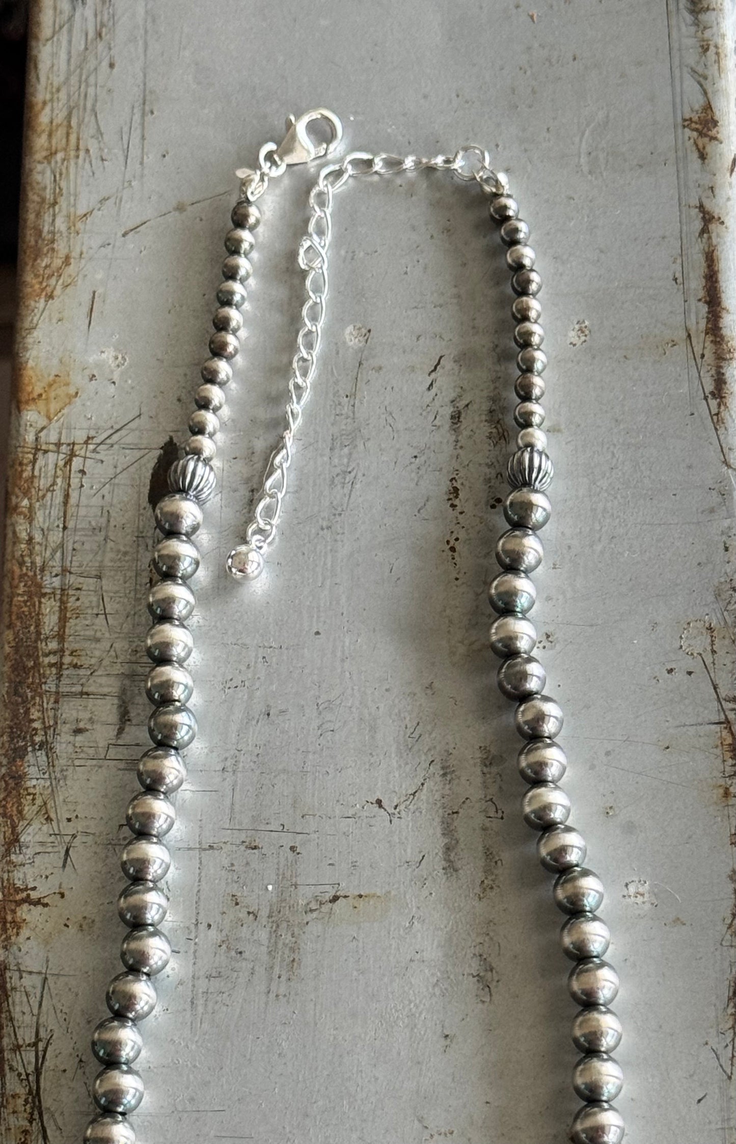 18" + 3" extender Navajo Pearl necklace